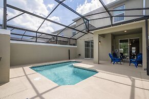 Storey Lake Resort, Private Pool, Near Famous Attractions!!