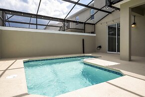 Storey Lake Resort, Private Pool, Near Famous Attractions!!