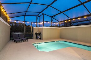 Storey Lake Resort, Private Pool, Near Famous Attractions!!