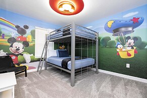 Storey Lake Resort, Private Pool, Near Famous Attractions!!