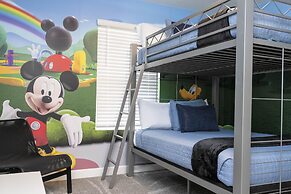 Storey Lake Resort, Private Pool, Near Famous Attractions!!