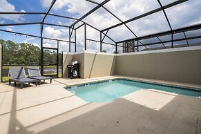 Storey Lake Resort, Private Pool, Near Famous Attractions!!