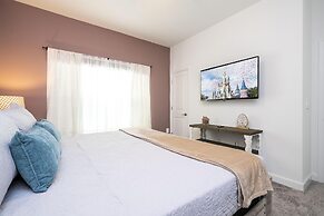 Storey Lake Resort, Private Pool, Near Famous Attractions!!