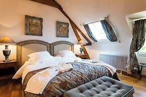 Aux Charmes de Maintenon - Adults Only