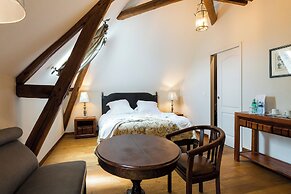 Aux Charmes de Maintenon - Adults Only
