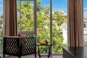 Hoan Cau Hotel