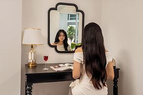 Hoan Cau Hotel