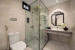 Hoan Cau Hotel
