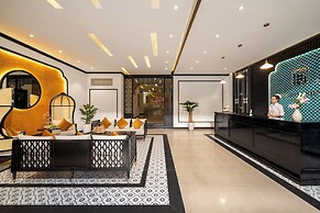 Hoan Cau Hotel