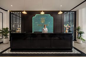 Hoan Cau Hotel
