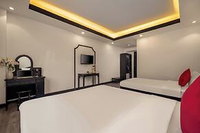 Hoan Cau Hotel