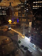 Luxurious Melbourne Apartment With City Views