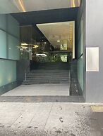 Luxurious Melbourne Apartment With City Views