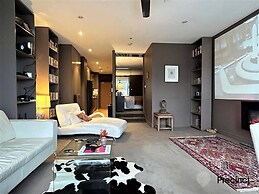 Luxurious Melbourne Apartment With City Views