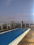 Luxurious Melbourne Apartment With City Views