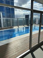 Luxurious Melbourne Apartment With City Views