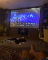 Luxurious Melbourne Apartment With City Views