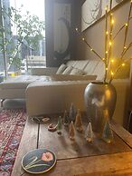 Luxurious Melbourne Apartment With City Views