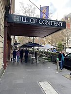 Luxurious Melbourne Apartment With City Views