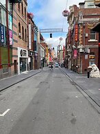 Luxurious Melbourne Apartment With City Views