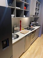 Luxurious Melbourne Apartment With City Views