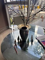 Luxurious Melbourne Apartment With City Views