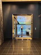 Luxurious Melbourne Apartment With City Views