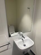 Luxurious Melbourne Apartment With City Views