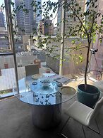 Luxurious Melbourne Apartment With City Views