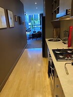 Luxurious Melbourne Apartment With City Views