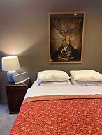 Luxurious Melbourne Apartment With City Views