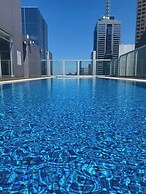 Luxurious Melbourne Apartment With City Views