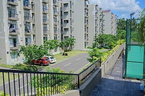 Family-friendly 3BR Apartment in Serene Malabe