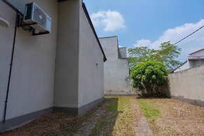 Green Retreat 2BR Hideout
