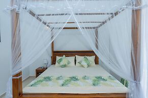 Green Retreat 2BR Hideout