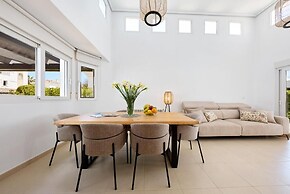 Casa del Sol La Torre Golf Resort