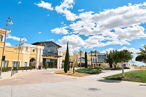 Casa del Sol La Torre Golf Resort