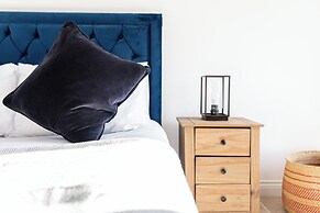 Beautiful Barn Conversion-Escape for 12