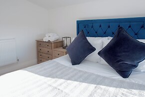 Beautiful Barn Conversion-Escape for 12