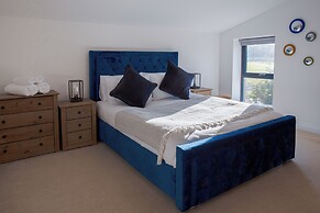 Beautiful Barn Conversion-Escape for 12