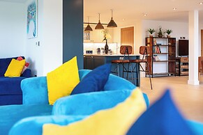 Beautiful Barn Conversion-Escape for 12