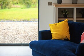 Beautiful Barn Conversion-Escape for 12