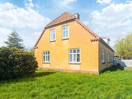 6 Person Holiday Home in Skaerbaek