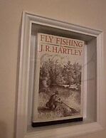 Riverbank Cottage River Ehan, Double Balcony