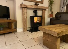 Riverbank Cottage River Ehan, Double Balcony