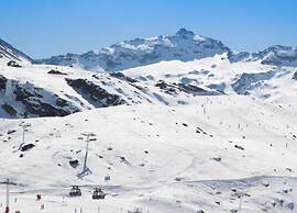 Chalet in Val Thorens Near Ski Slopes