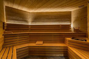 Chalet in Val Thorens Near Ski Slopes