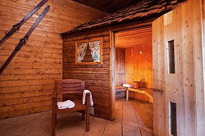 Cozy Chalet-style Flat
