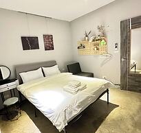 H hotel