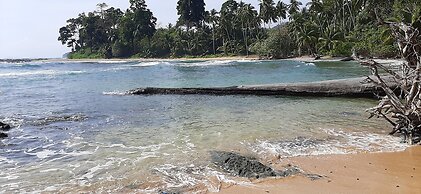 Adhvasaha Beach Spa Resort